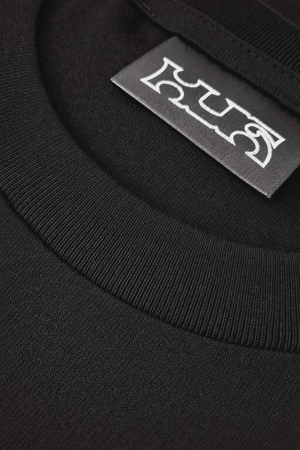 Women's Staple t-shirt neck detail